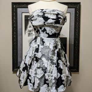 Bombshell Dress ♥️